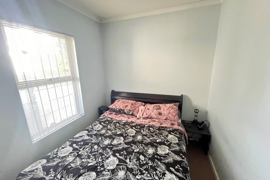 To Let 3 Bedroom Property for Rent in Kaapsig Western Cape